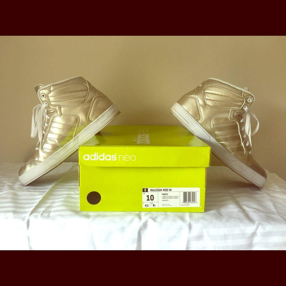 Adidas Neo Raleigh Mid Sneakers in Metallic Gold!